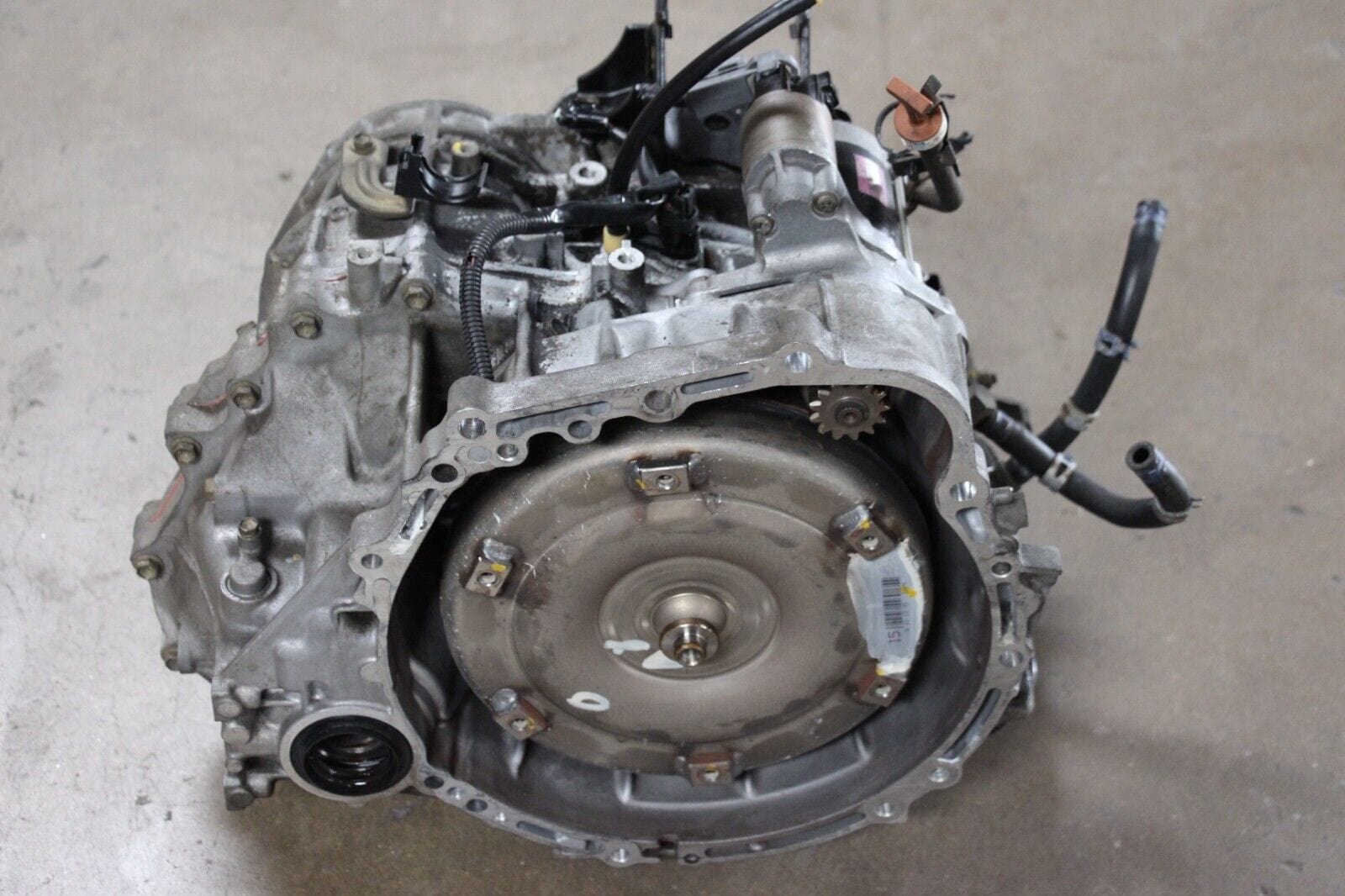 jdm-toyota-rav4-2006-2007-2008-2az-fe-24l-fwd-2wd-automatic-transmission-176083-1.jpg Toyota Rav4 2006 - 2007 - 2008 2AZ-FE 2.4L FWD 2WD Automatic Transmission - Image 1